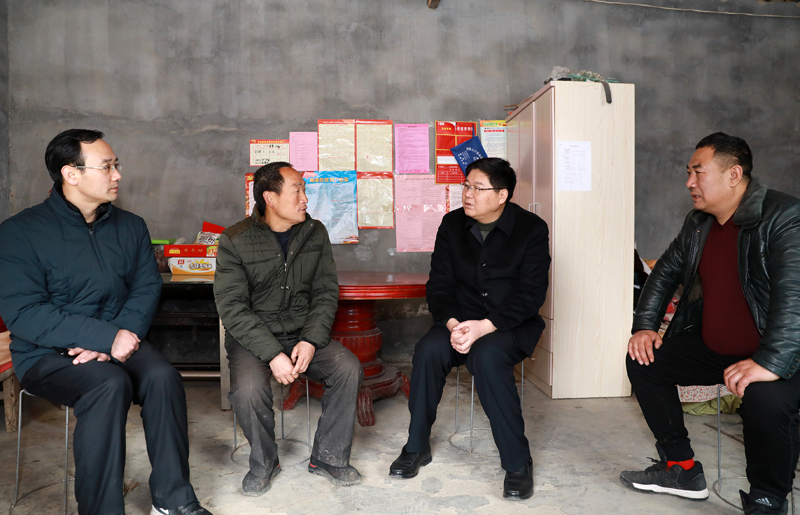 戴启远在濉溪县调研脱贫攻坚巡视整改工作时指出 从严