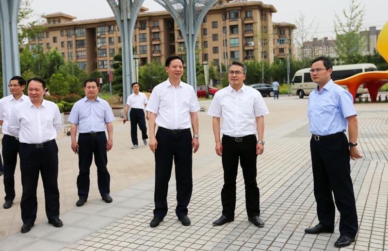 中冶副总裁王石磊,农行安徽省分行党委书记,行长刘加旺一行来淮考察