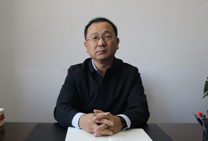 城市管理进社区 服务群众零距离