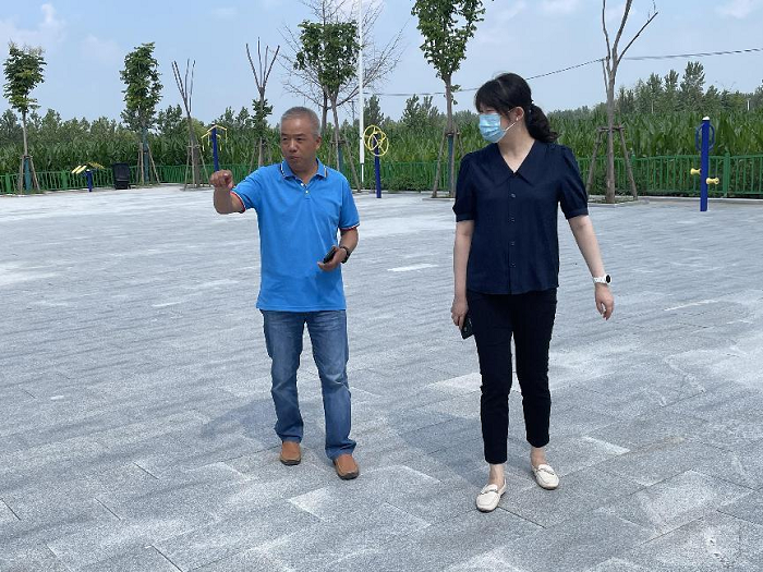 马晨晨调研杜集区快乐健身暖民心行动