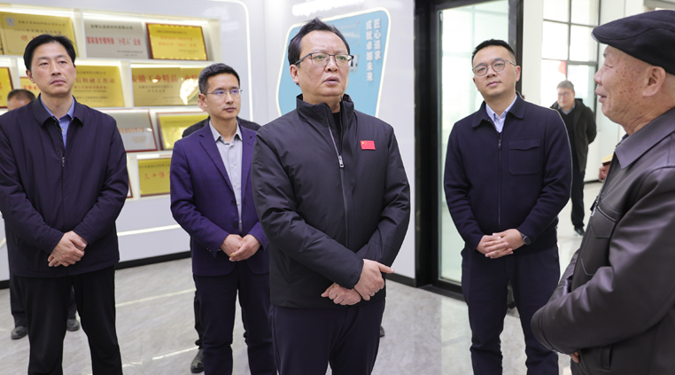 蒋曦调研走访结构调整攻坚重点工业企业