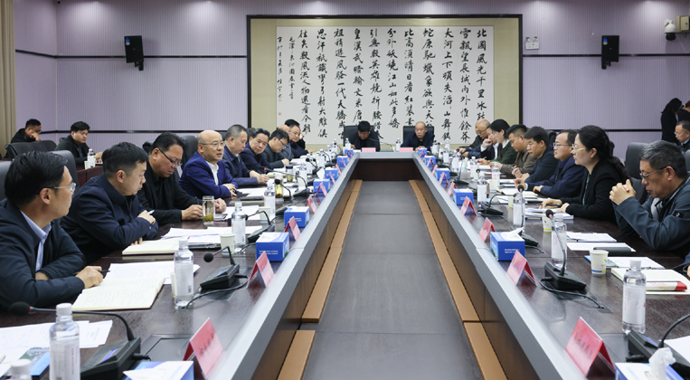 汪华东到相山经济开发区调研并主持召开民营企业家座谈会