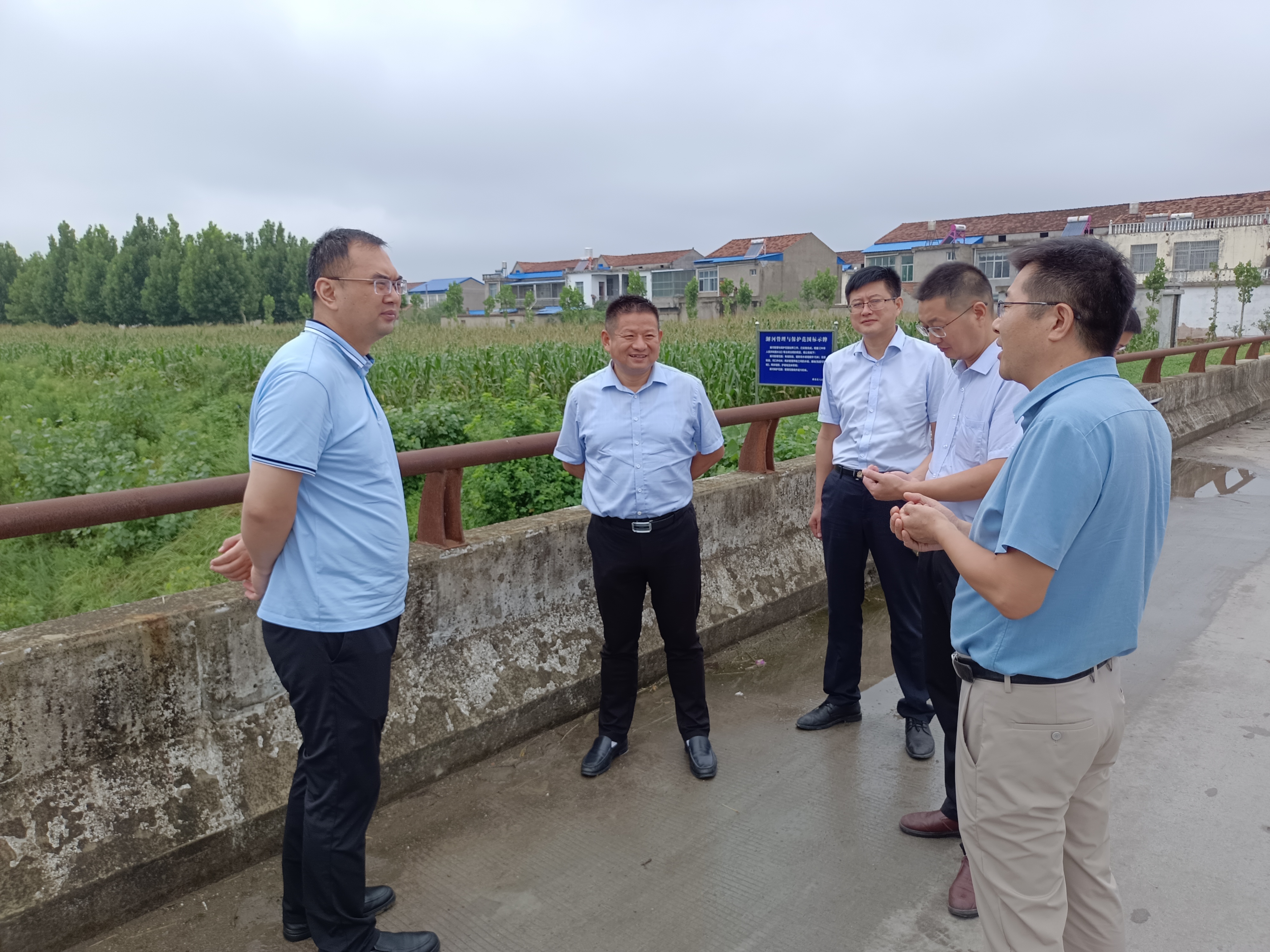 濉溪县委常委副县长张磊到澥河开展巡河工作